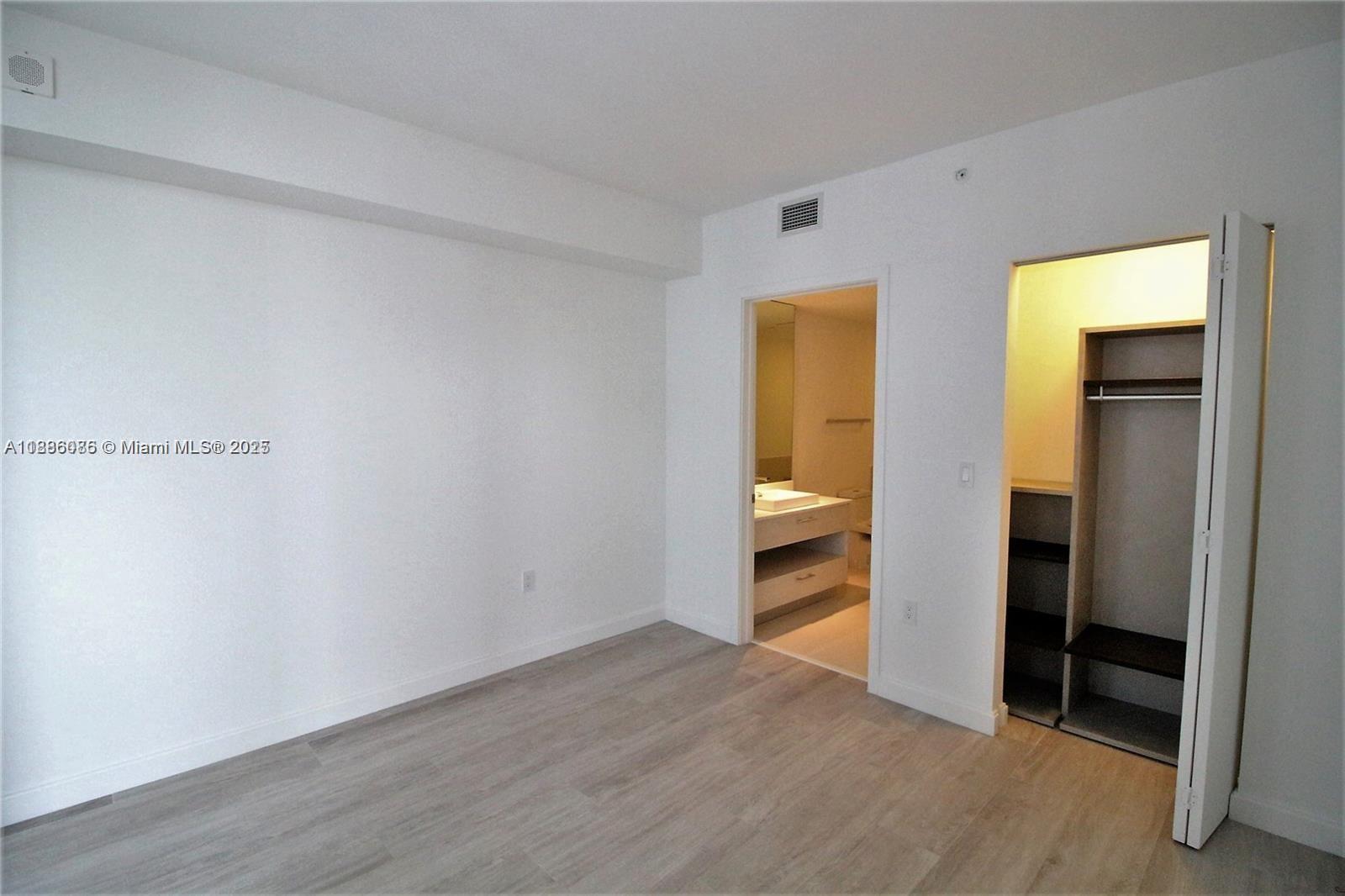 image Brickell Heights6