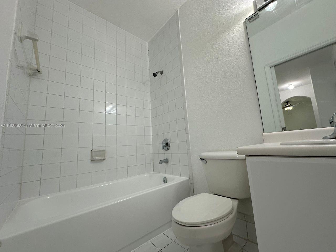 2524 SE 16th Rd #102,Homestead, FL 33035