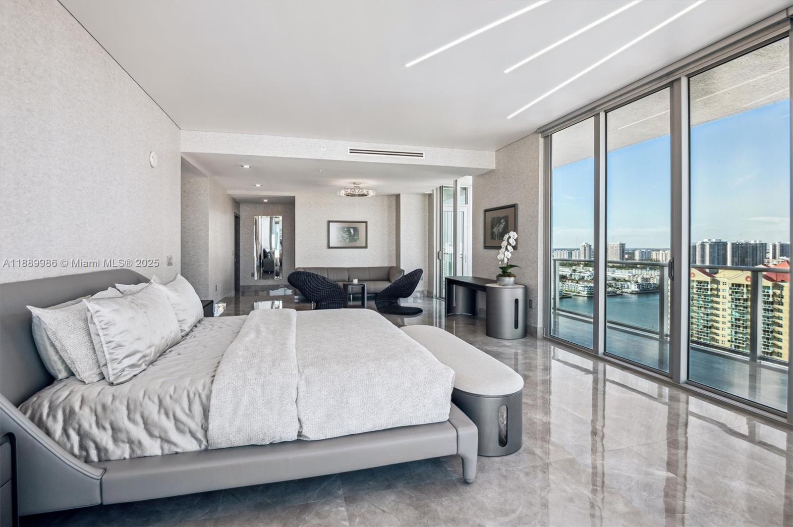 330 Sunny Isles Blvd #5-UPH04 Sunny Isles Beach, FL 33160