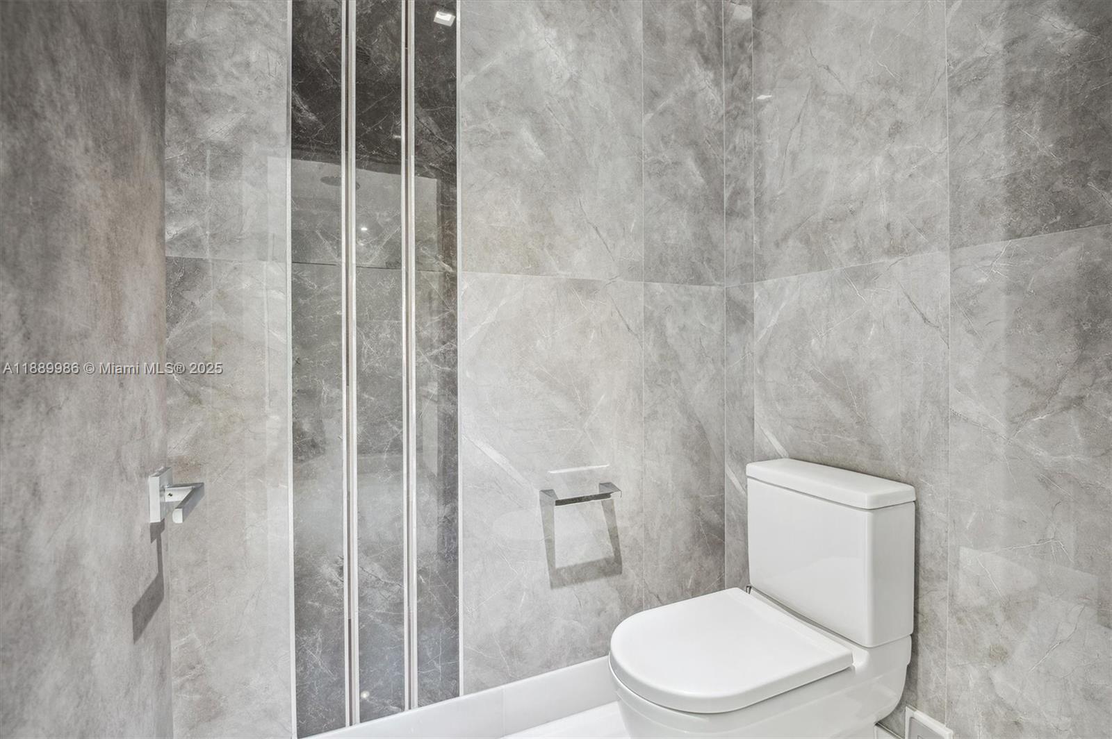 330 Sunny Isles Blvd #5-UPH04 Sunny Isles Beach, FL 33160