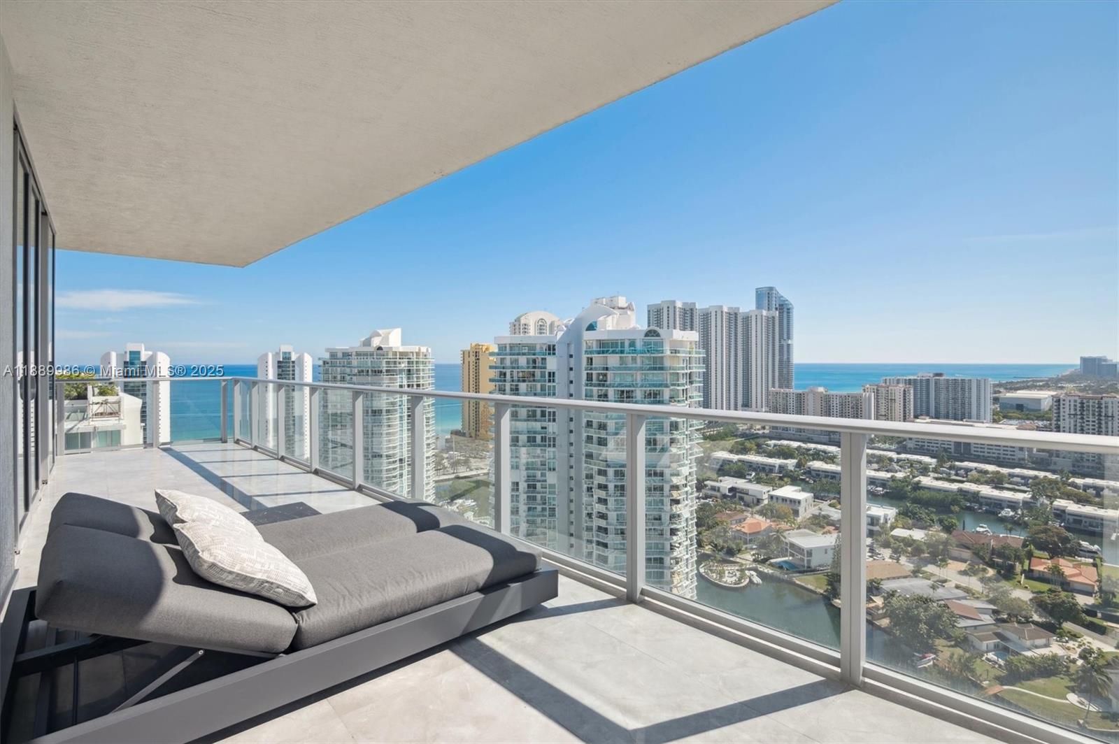 330 Sunny Isles Blvd #5-UPH04 Sunny Isles Beach, FL 33160