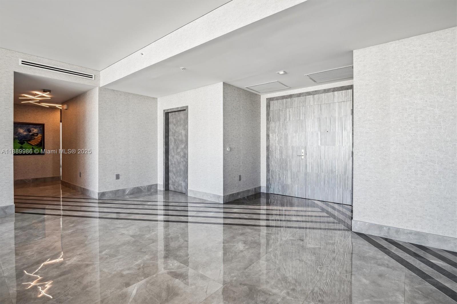 330 Sunny Isles Blvd #5-UPH04 Sunny Isles Beach, FL 33160