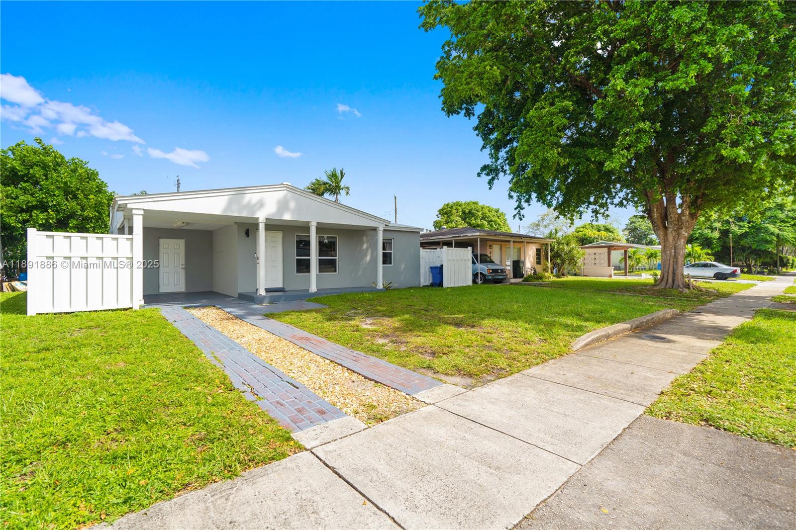 301 NW 53rd Ct