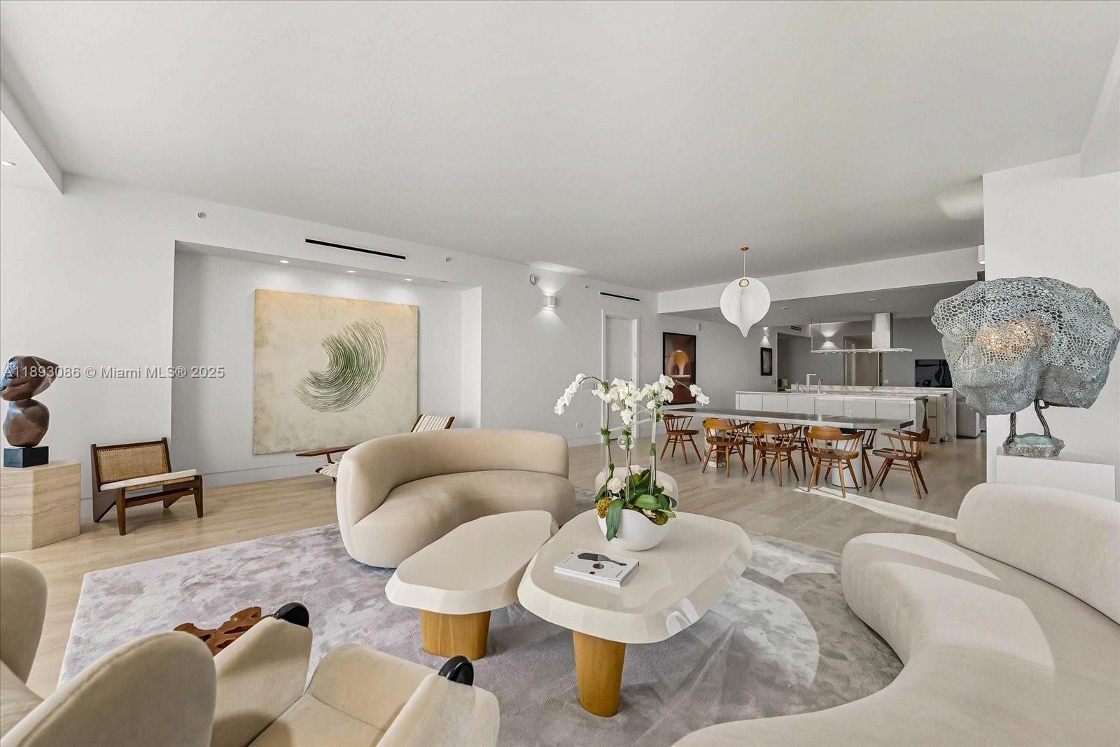 image Turnberry Ocean Club13