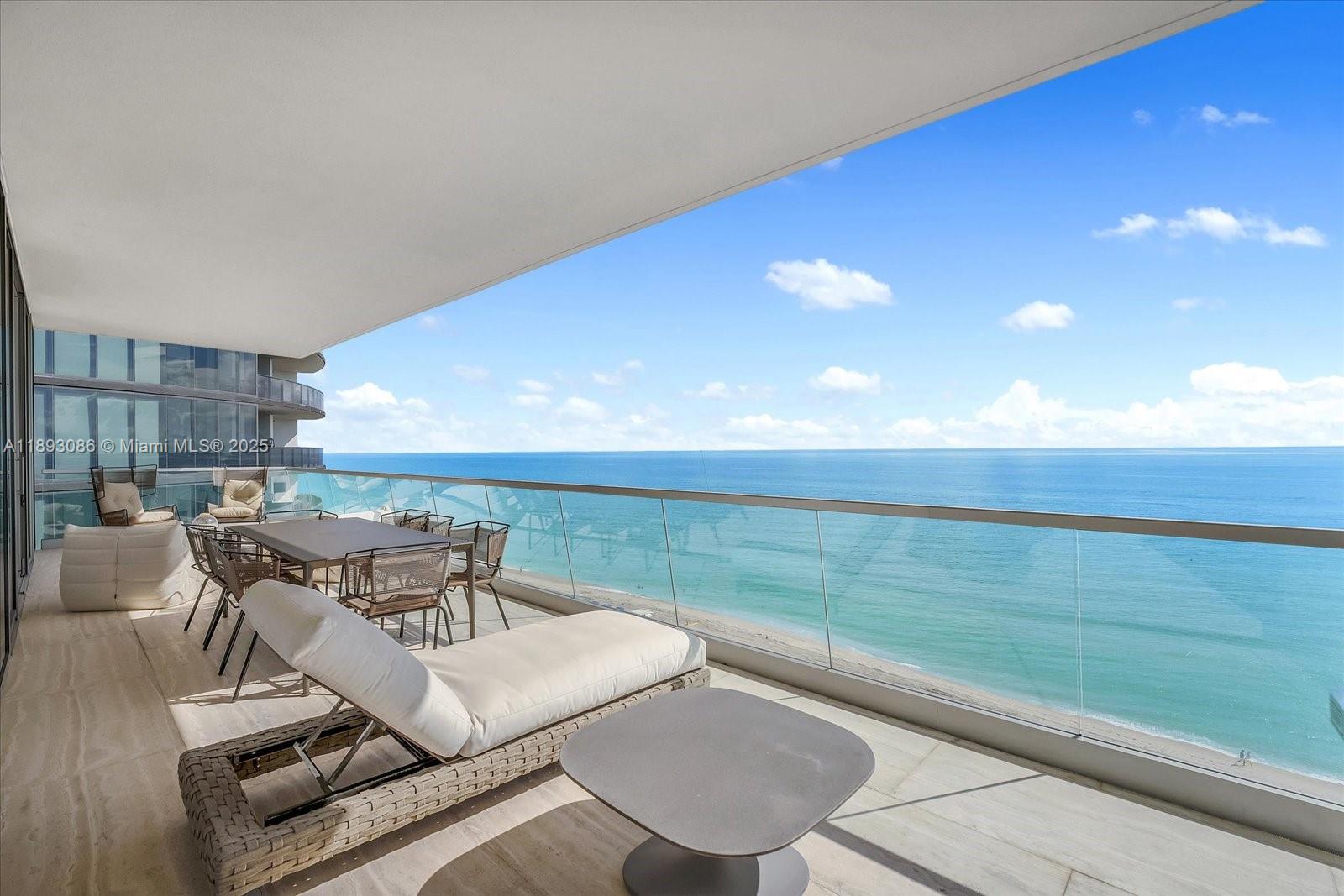 image Turnberry Ocean Club16