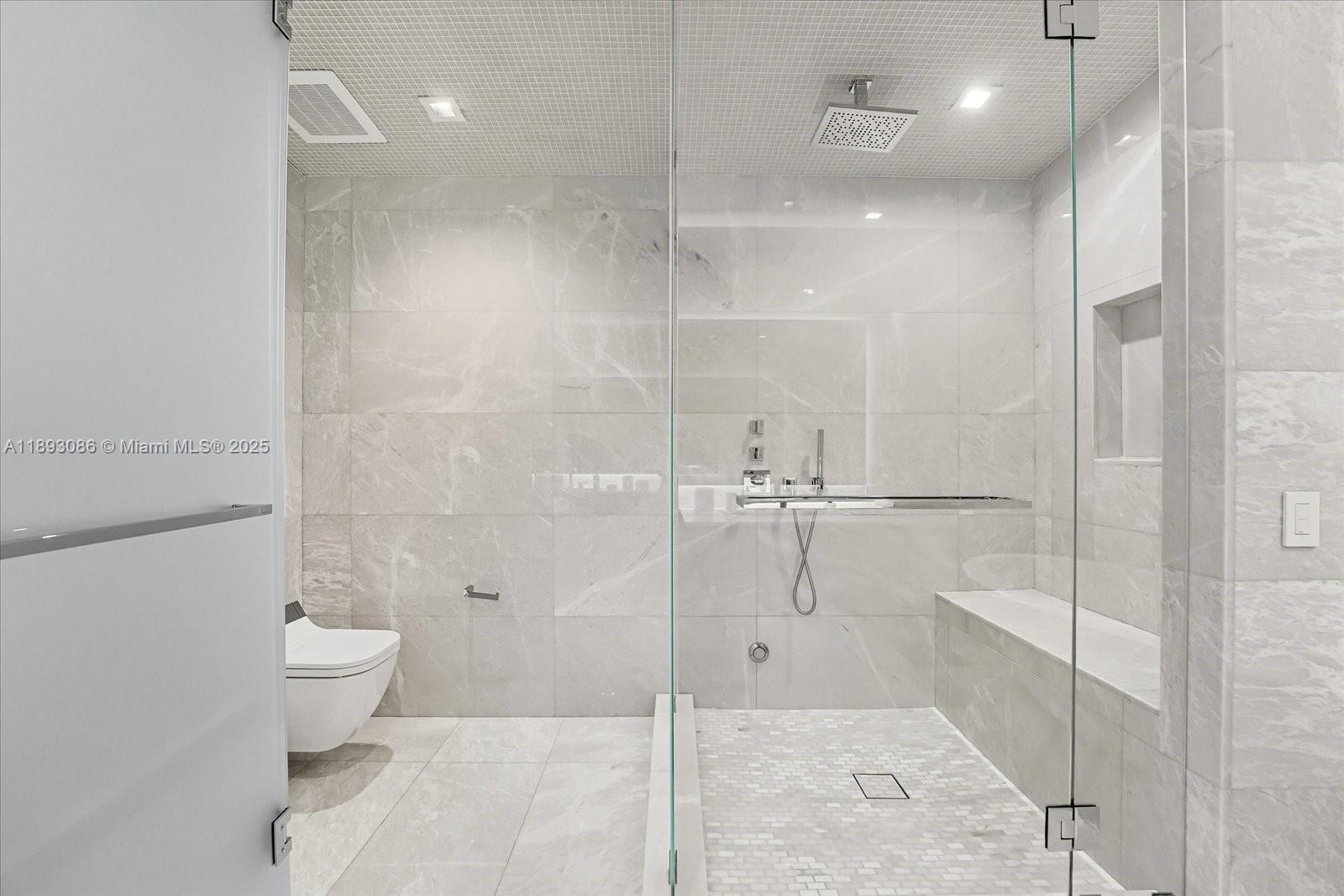 image Turnberry Ocean Club23