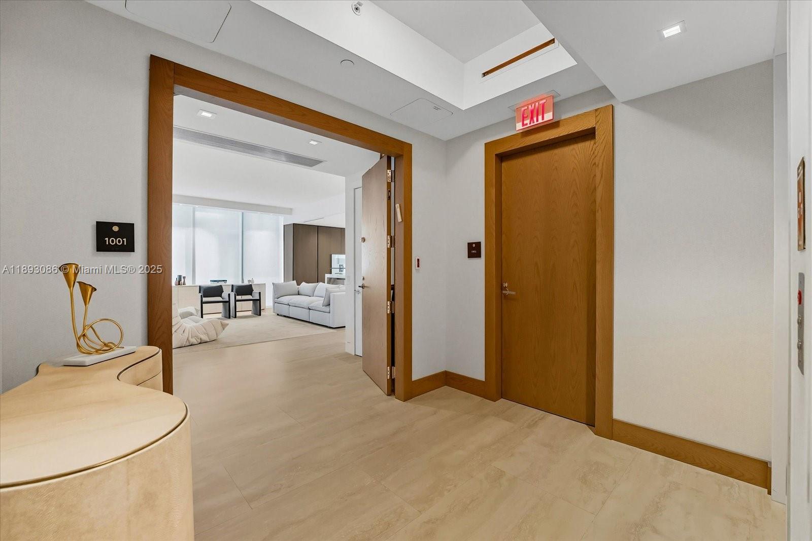 image Turnberry Ocean Club4