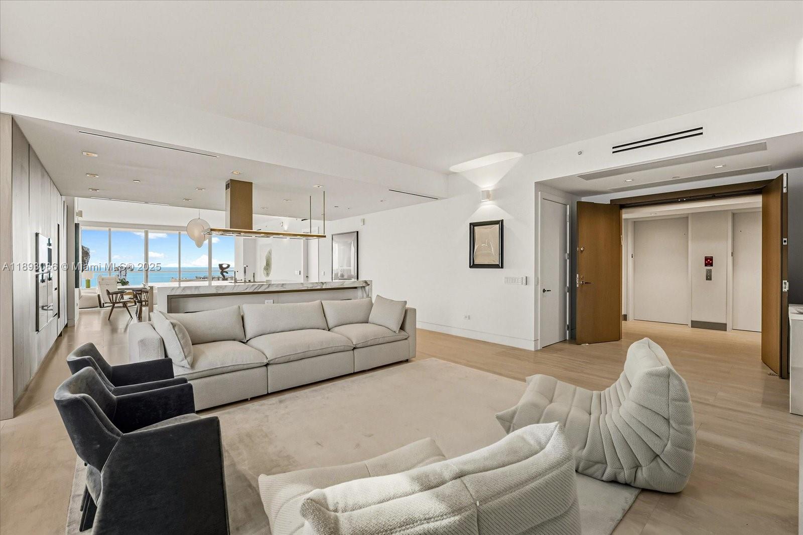 image Turnberry Ocean Club7