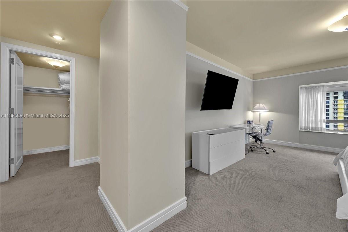 1435 Brickell Ave #3112 Miami, FL 33131