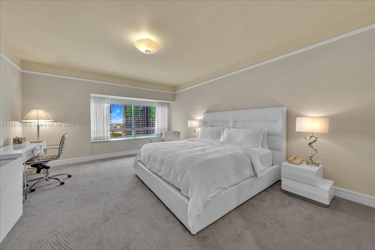 1435 Brickell Ave #3112 Miami, FL 33131