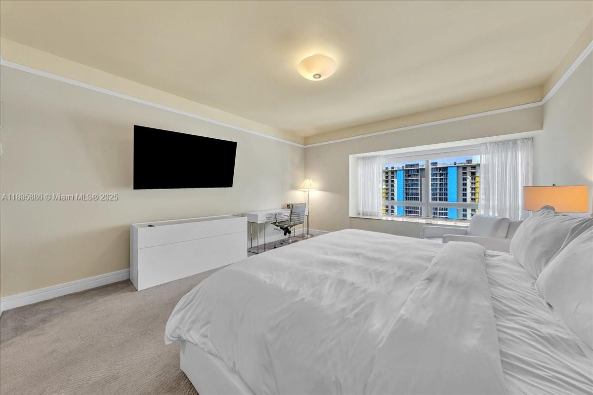 1435 Brickell Ave #3112 Miami, FL 33131