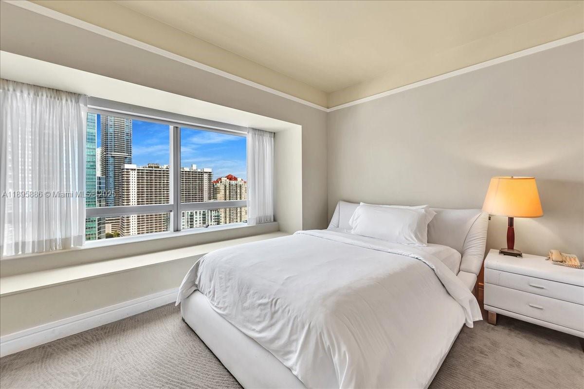 1435 Brickell Ave #3112 Miami, FL 33131