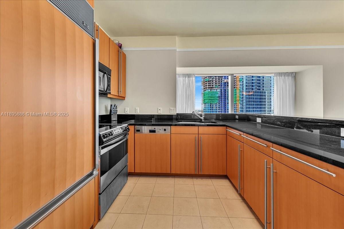 1435 Brickell Ave #3112 Miami, FL 33131