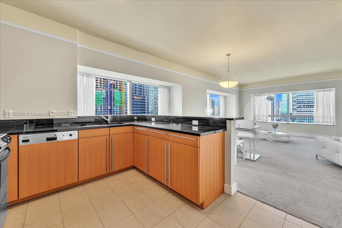 1435 Brickell Ave #3112 Miami, FL 33131
