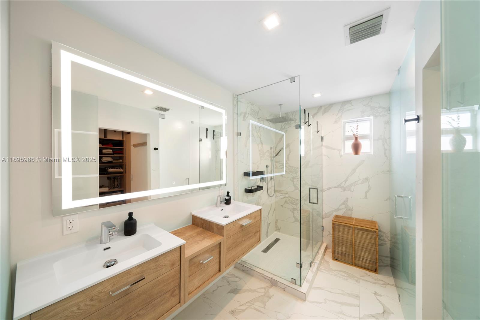 531 SW 23rd Rd Miami, FL 33129