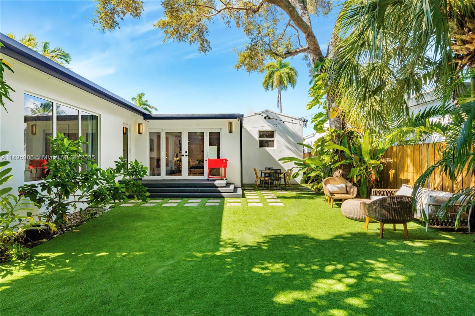 531 SW 23rd Rd Miami, FL 33129