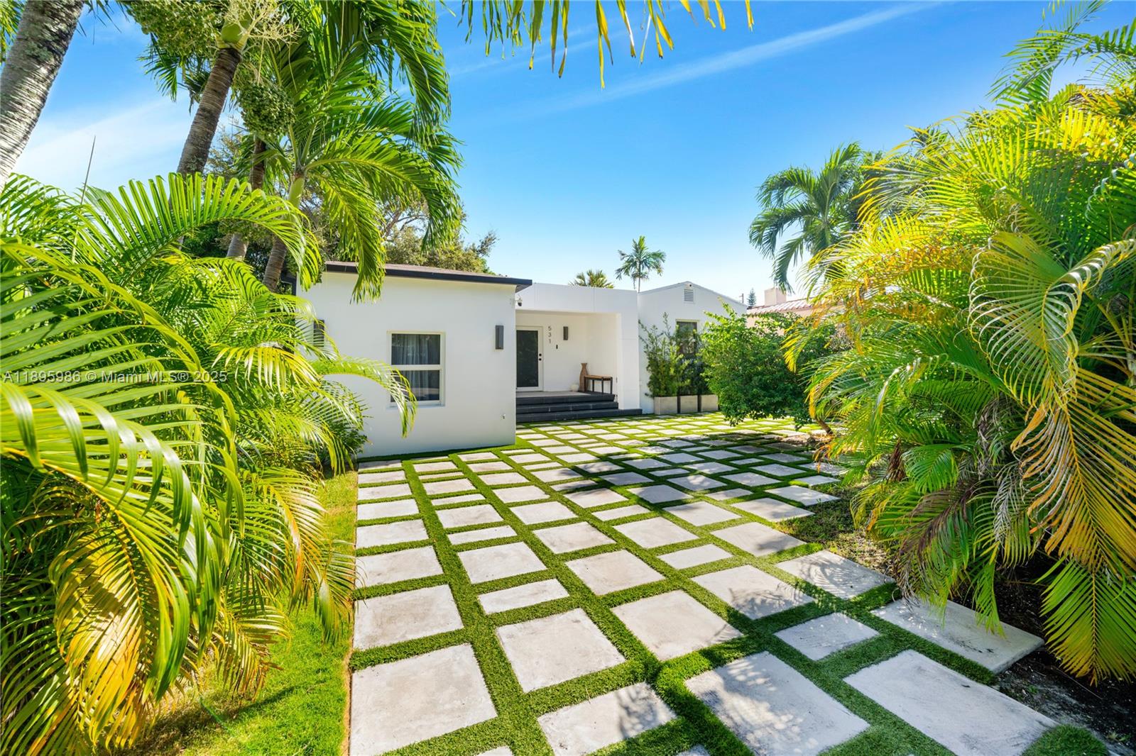 531 SW 23rd Rd Miami, FL 33129