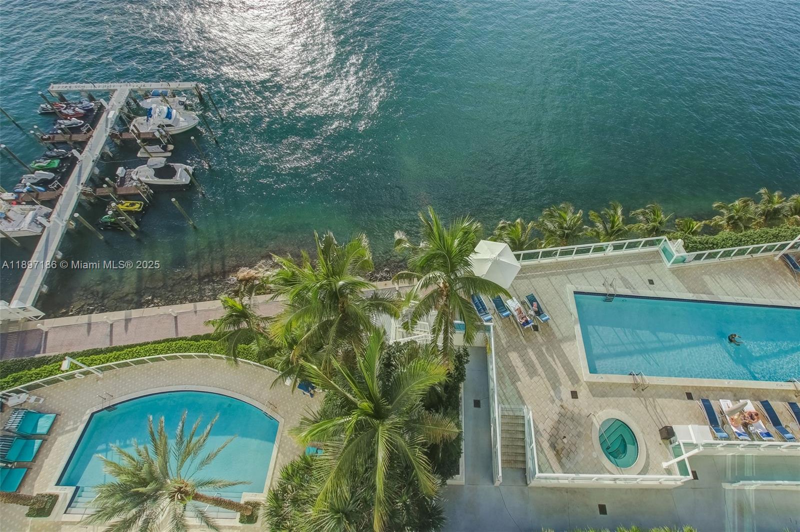 image The Floridian Condo18