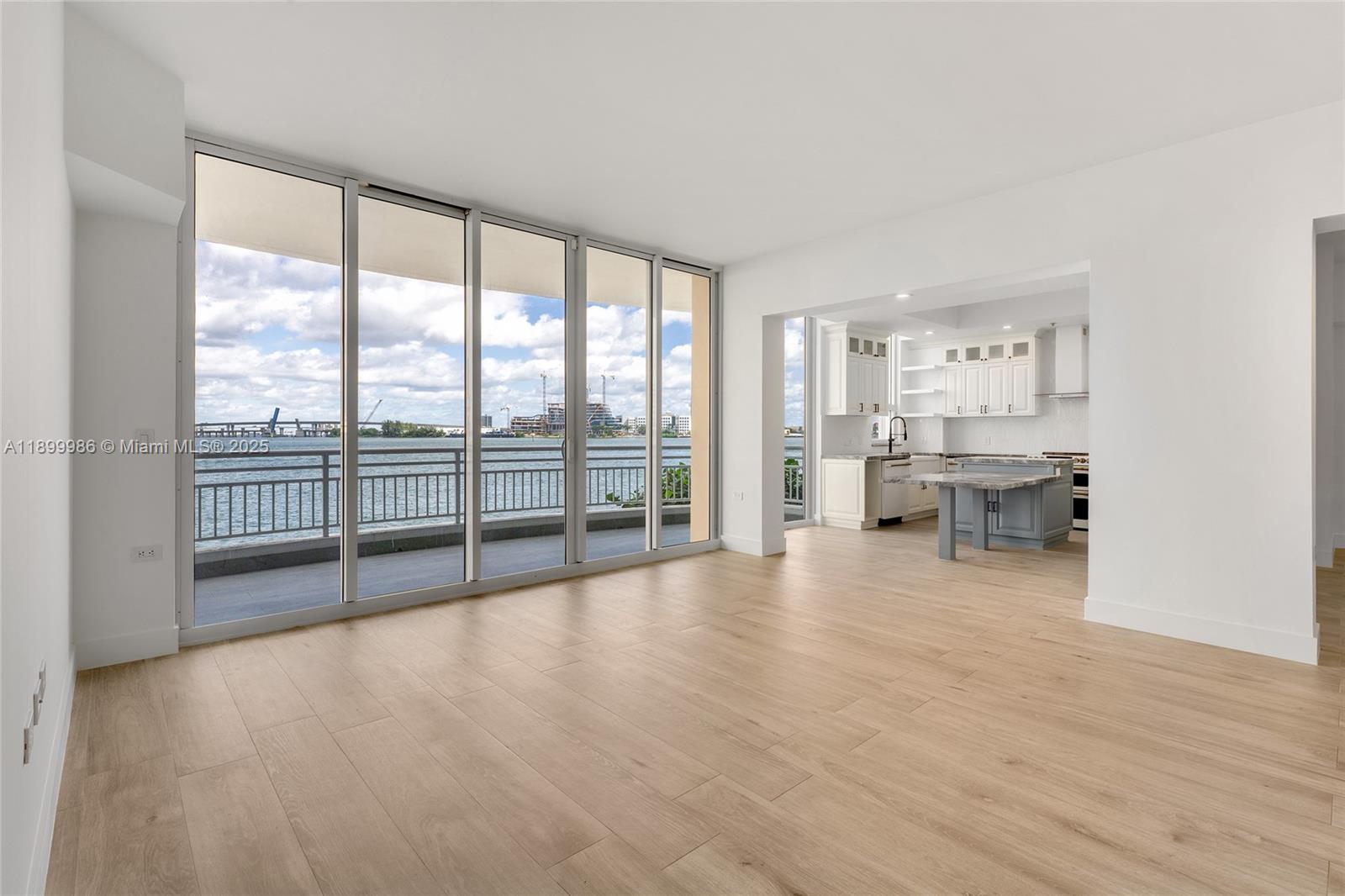 848 Brickell Key Dr #204 Miami, FL 33131