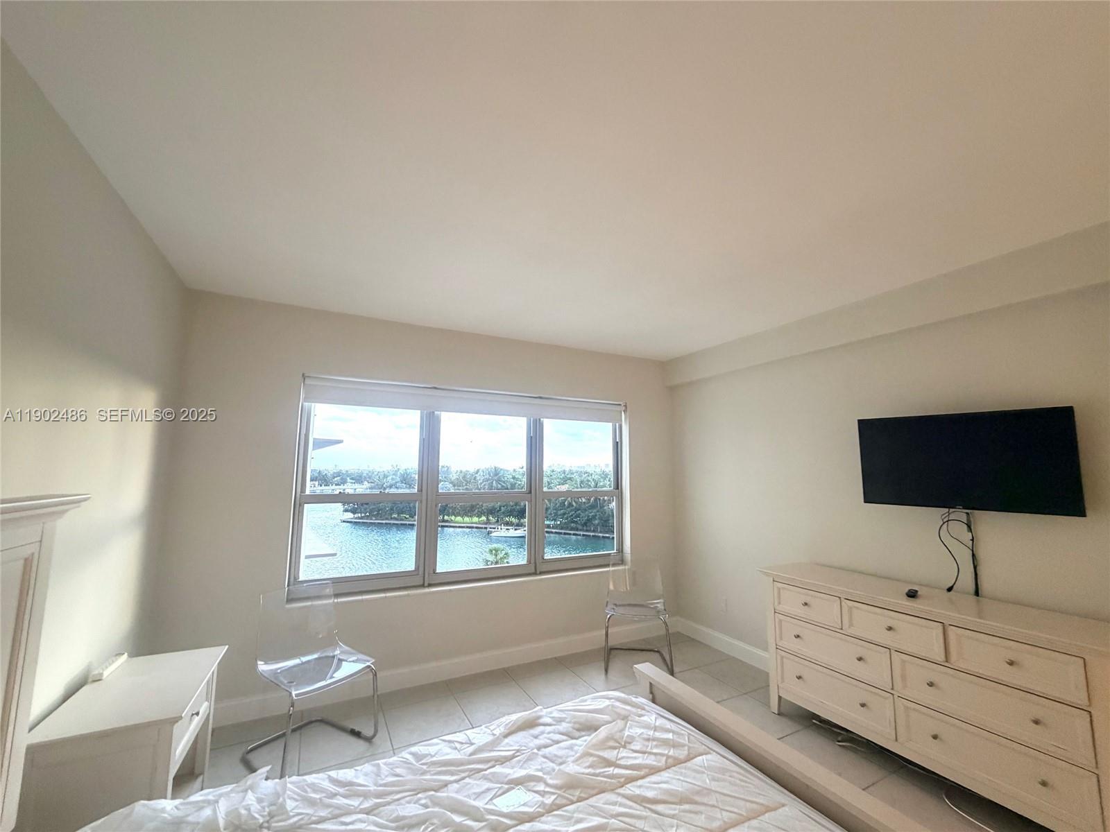 9102 W Bay Hbr Dr #6-B Bay Harbor Islands, FL 33154