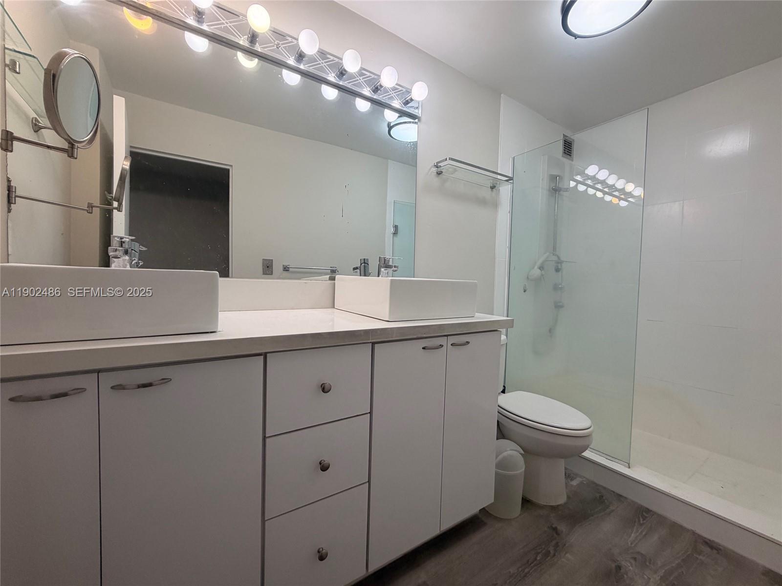 9102 W Bay Hbr Dr #6-B Bay Harbor Islands, FL 33154