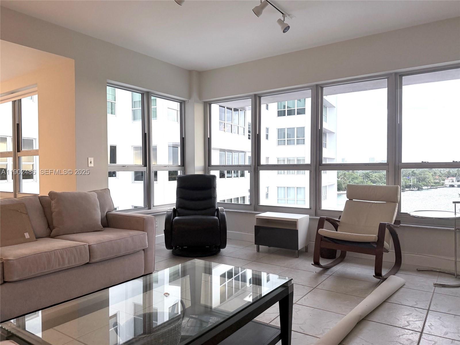 9102 W Bay Hbr Dr #6-B Bay Harbor Islands, FL 33154