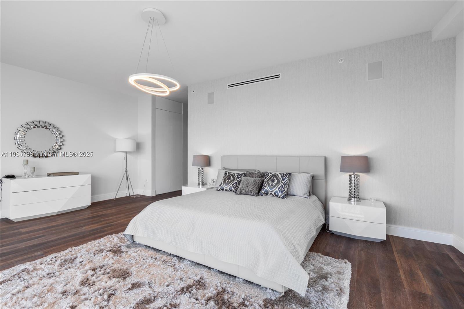 3300 NE 188th St #818 Aventura, FL 33180 3300 NE 188th St #818 Aventura, FL 33180