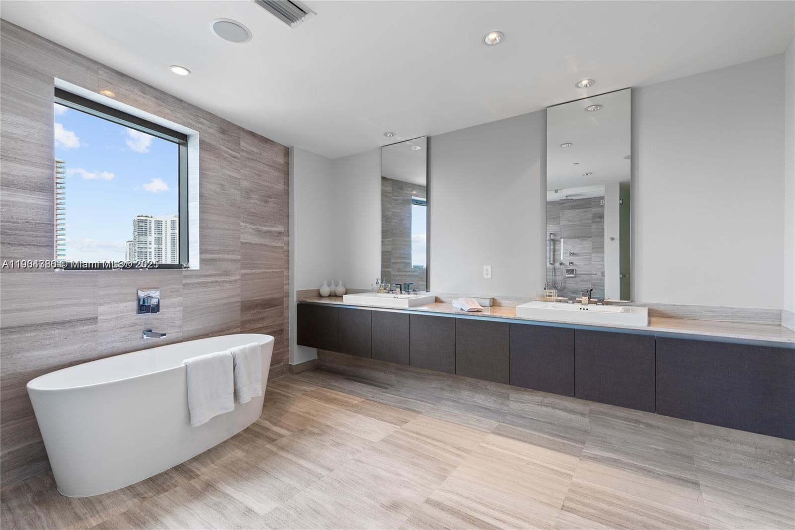 3300 NE 188th St #818 Aventura, FL 33180 3300 NE 188th St #818 Aventura, FL 33180