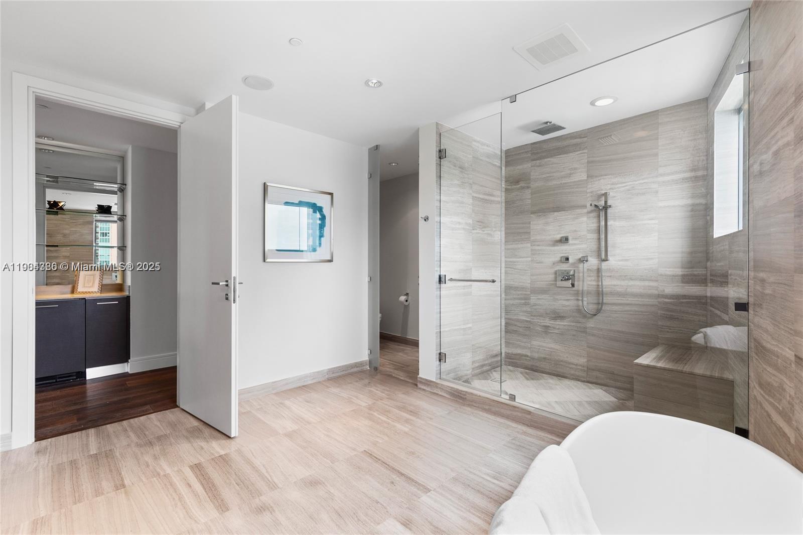 3300 NE 188th St #818 Aventura, FL 33180 3300 NE 188th St #818 Aventura, FL 33180