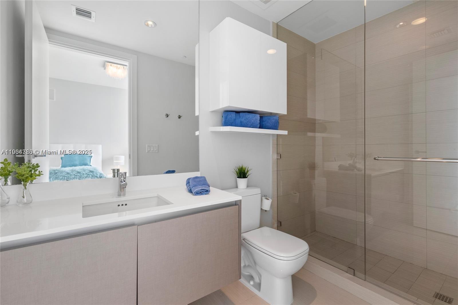 3300 NE 188th St #818 Aventura, FL 33180 3300 NE 188th St #818 Aventura, FL 33180