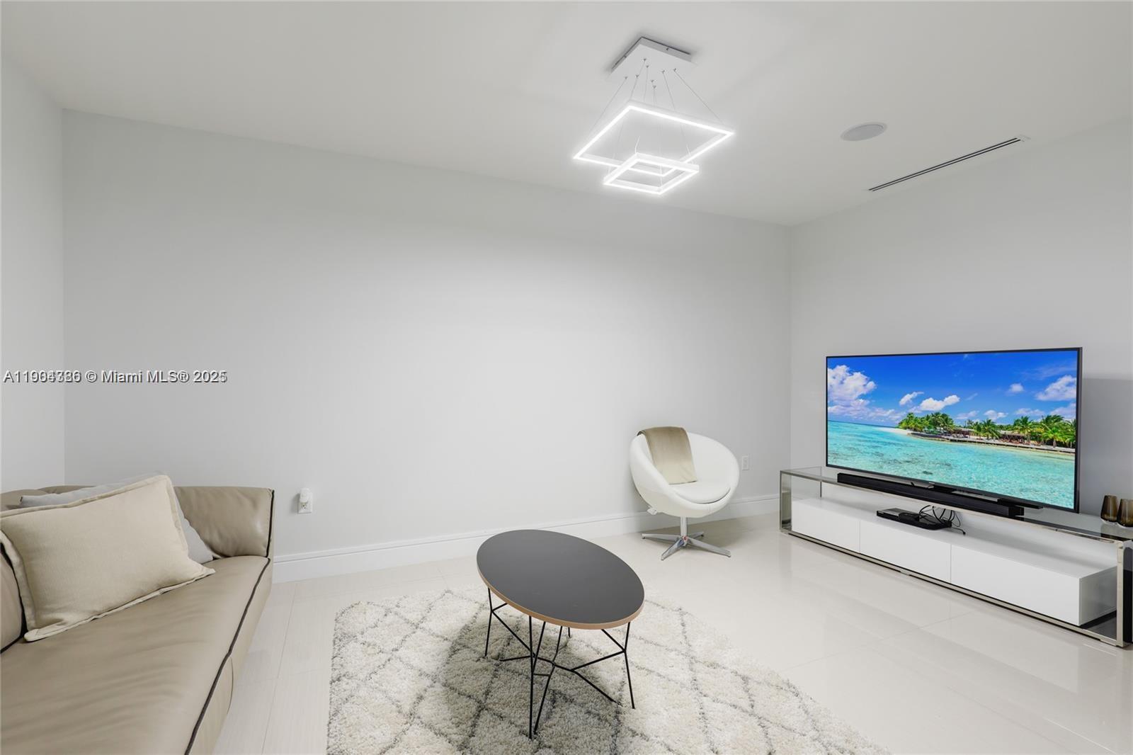 3300 NE 188th St #818 Aventura, FL 33180 3300 NE 188th St #818 Aventura, FL 33180