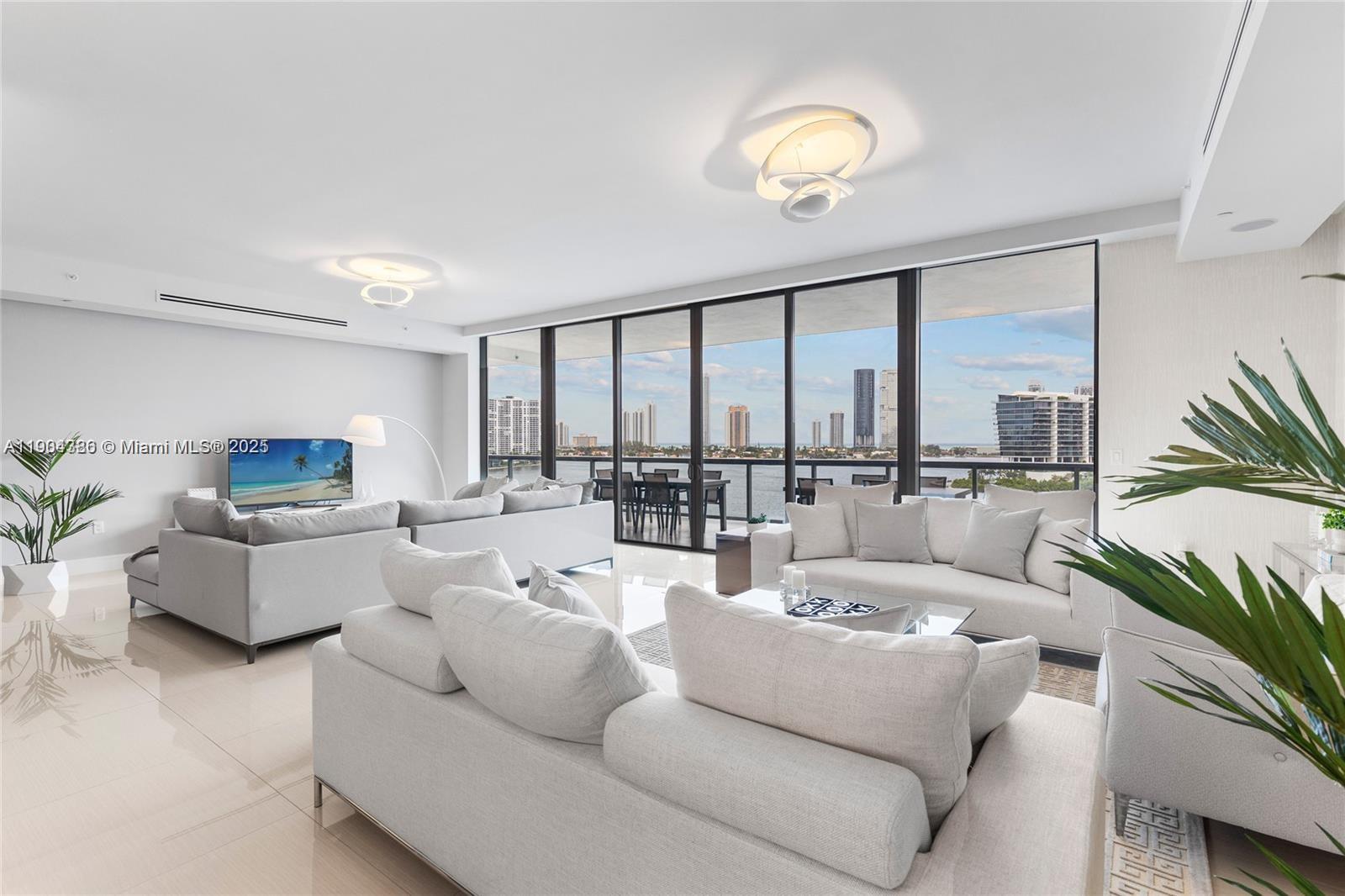 3300 NE 188th St #818 Aventura, FL 33180 3300 NE 188th St #818 Aventura, FL 33180