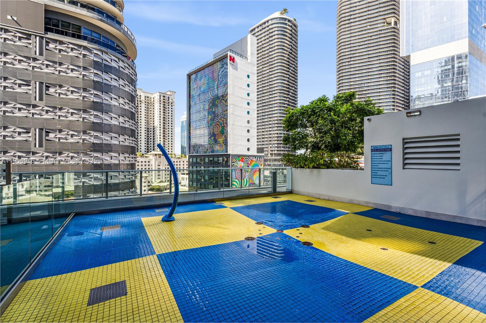 image 1010 Brickell Condo19