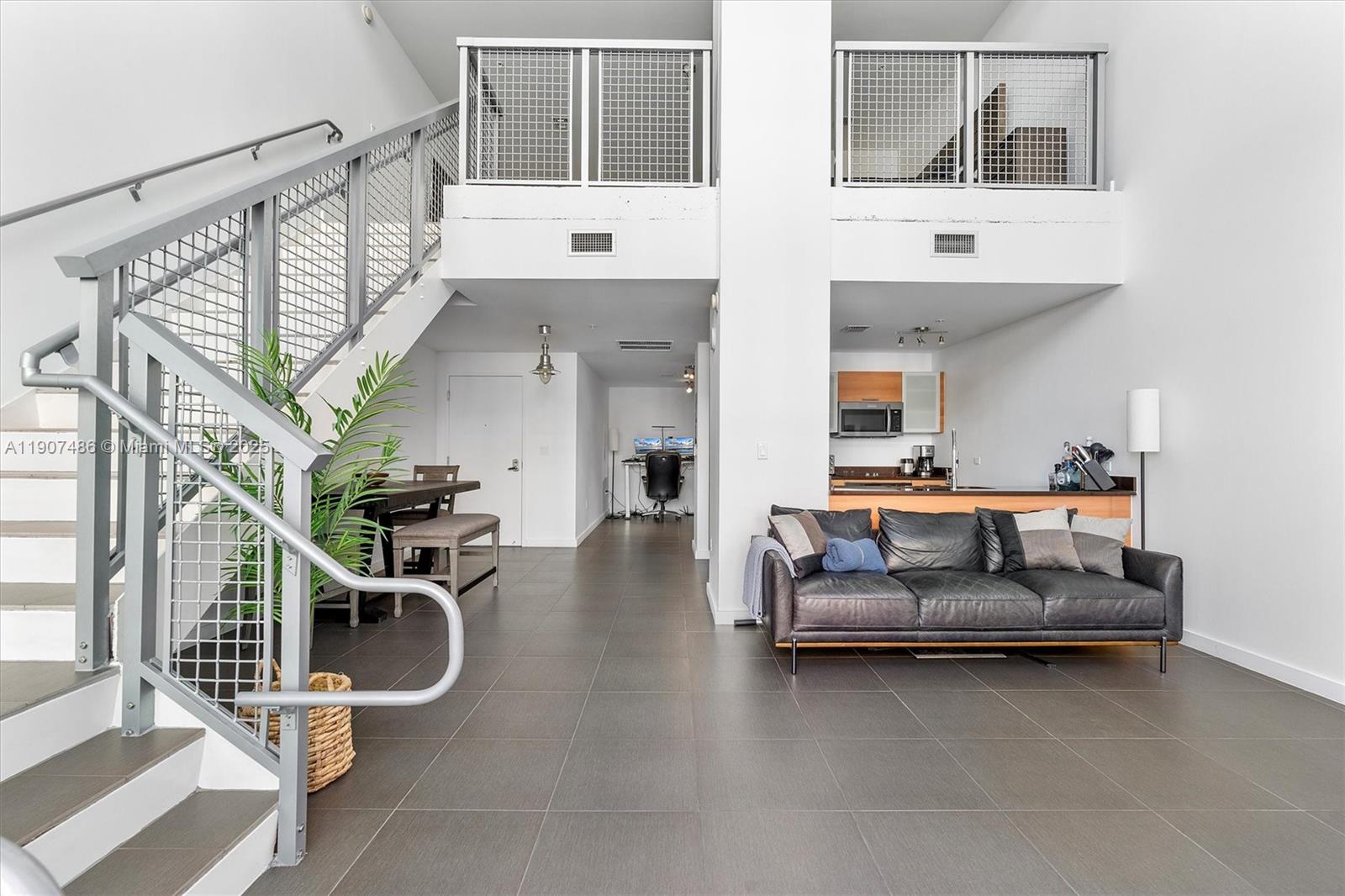 3301 NE 1st Ave #M0502