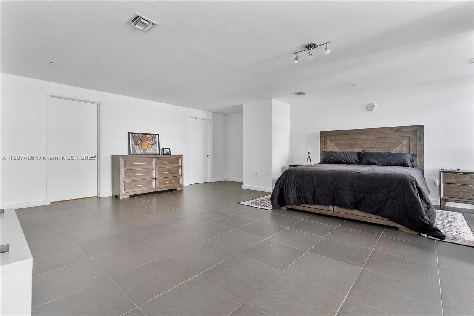 image Four Midtown Miami Condo12