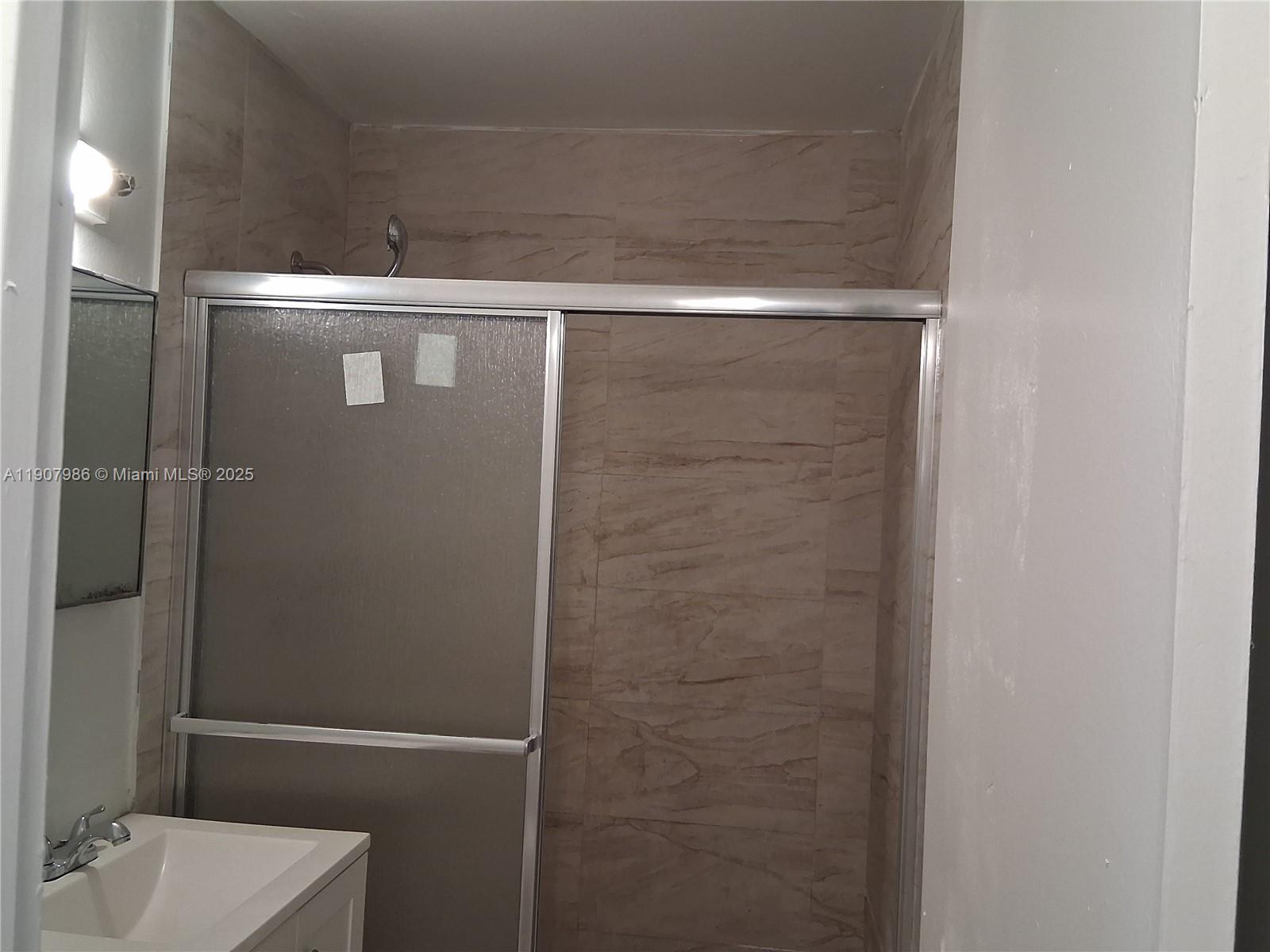 6103 SW 69th St #41 South Miami, FL 33143