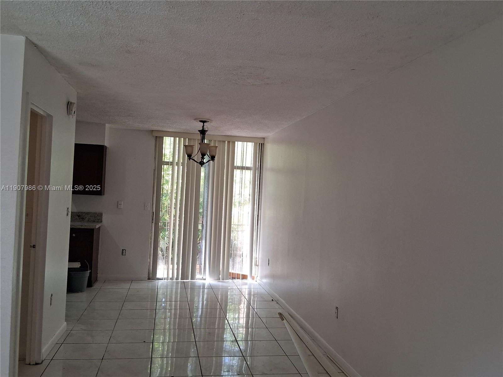 6103 SW 69th St #41 South Miami, FL 33143