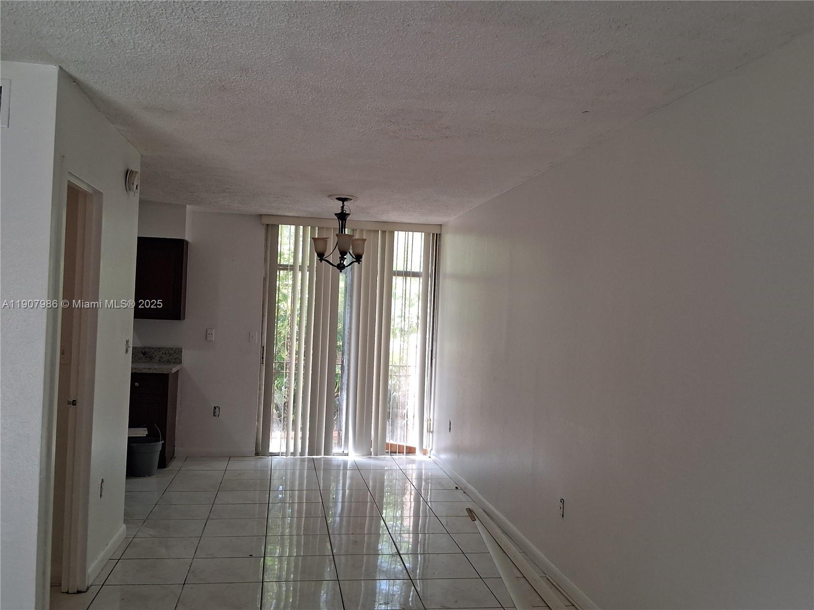 6103 SW 69th St #41 South Miami, FL 33143