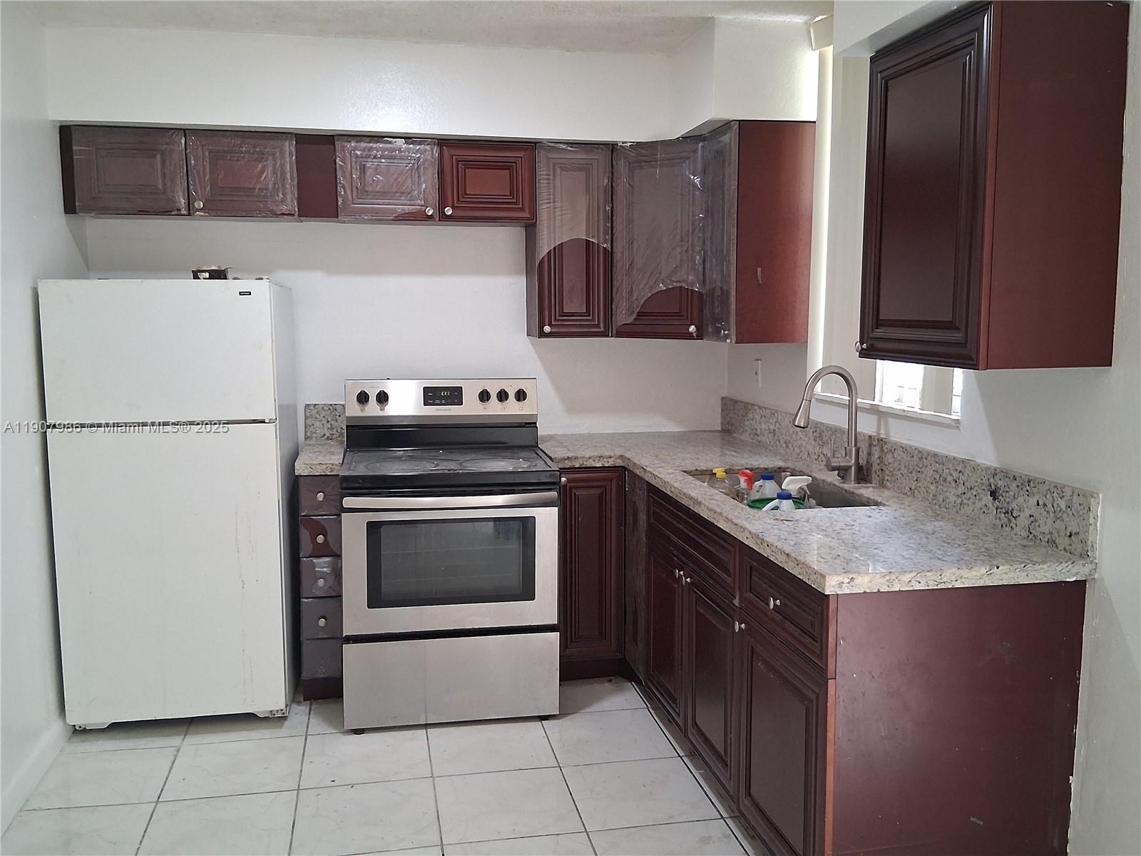 6103 SW 69th St #41 South Miami, FL 33143