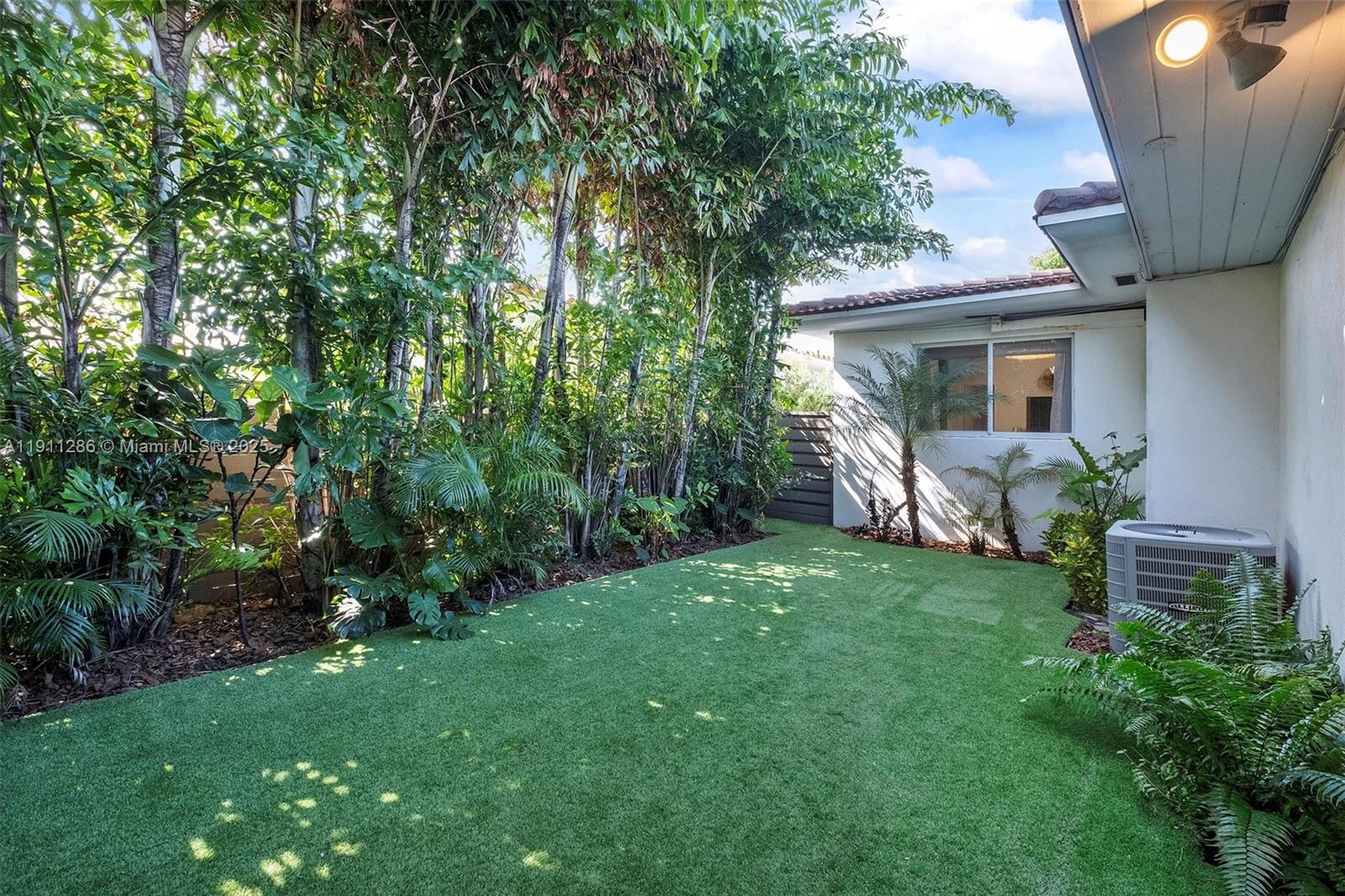 9049 Dickens Ave Surfside, FL 33154