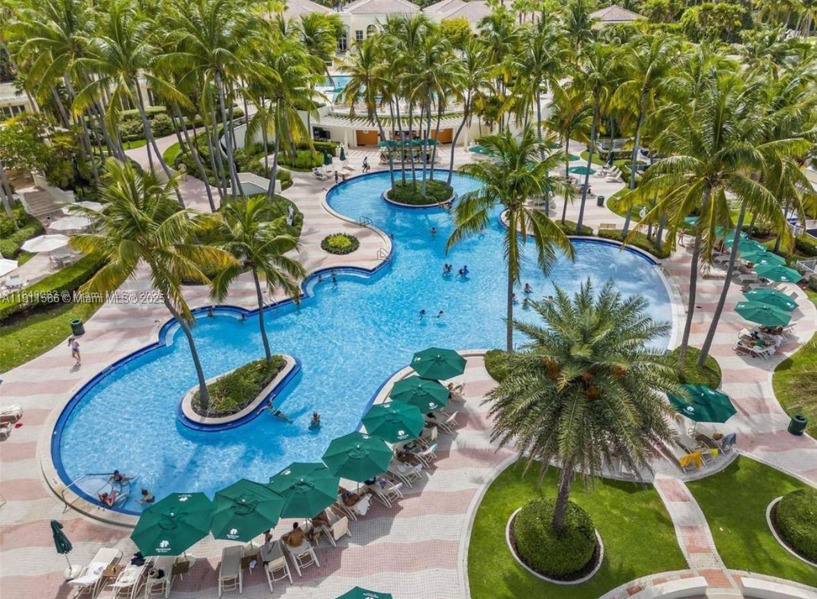 image Club Tower Three Condo17