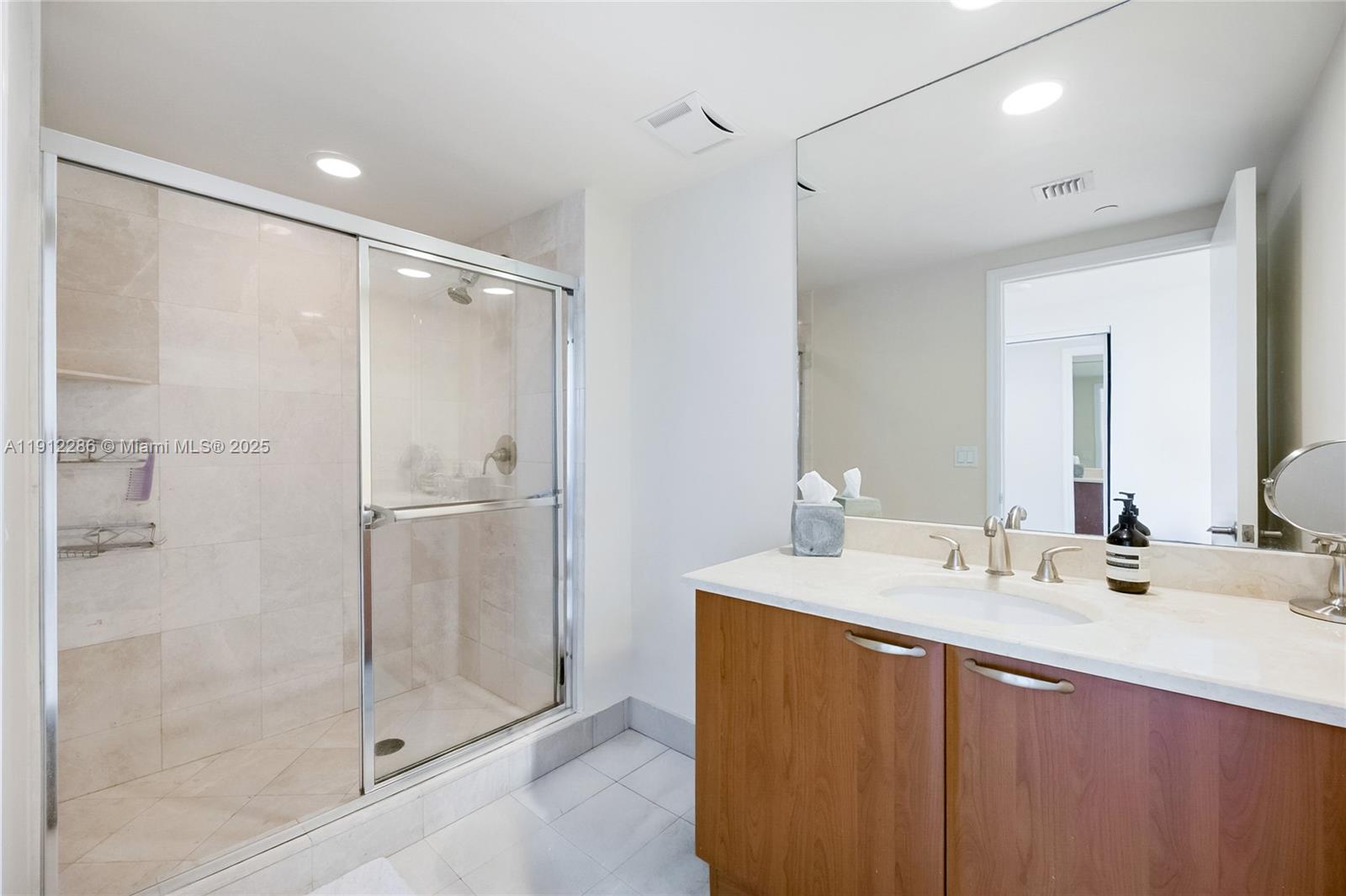 3301 NE 183rd St #1607 Aventura, FL 33160