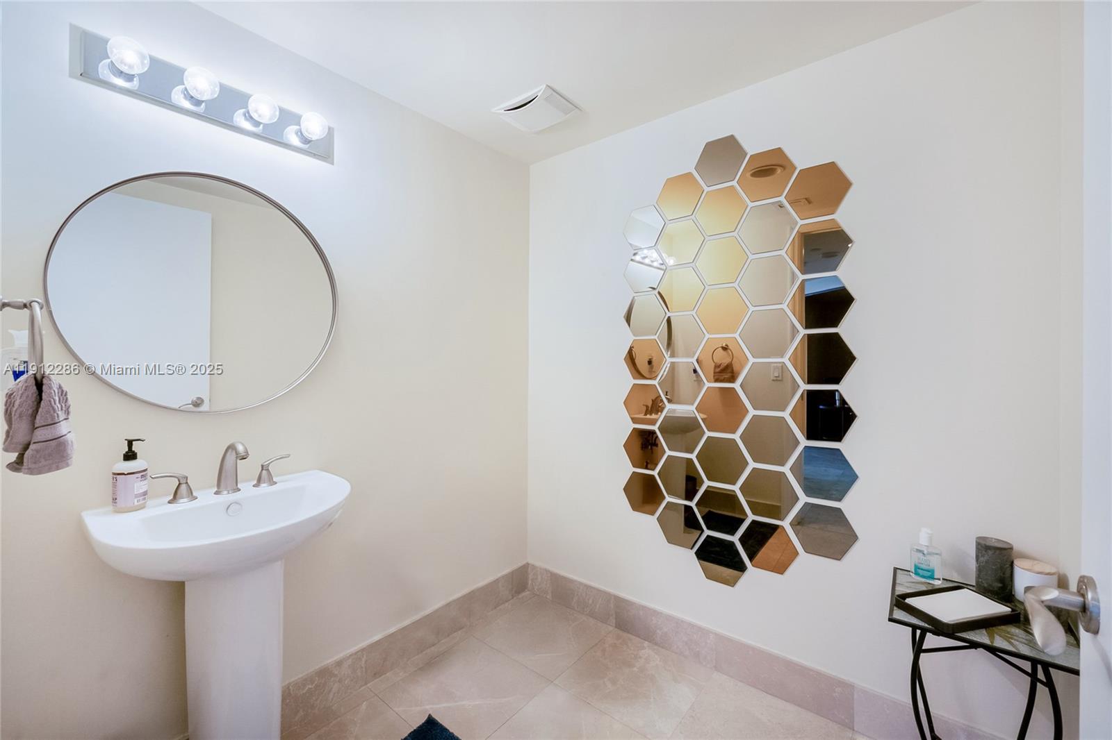 3301 NE 183rd St #1607 Aventura, FL 33160