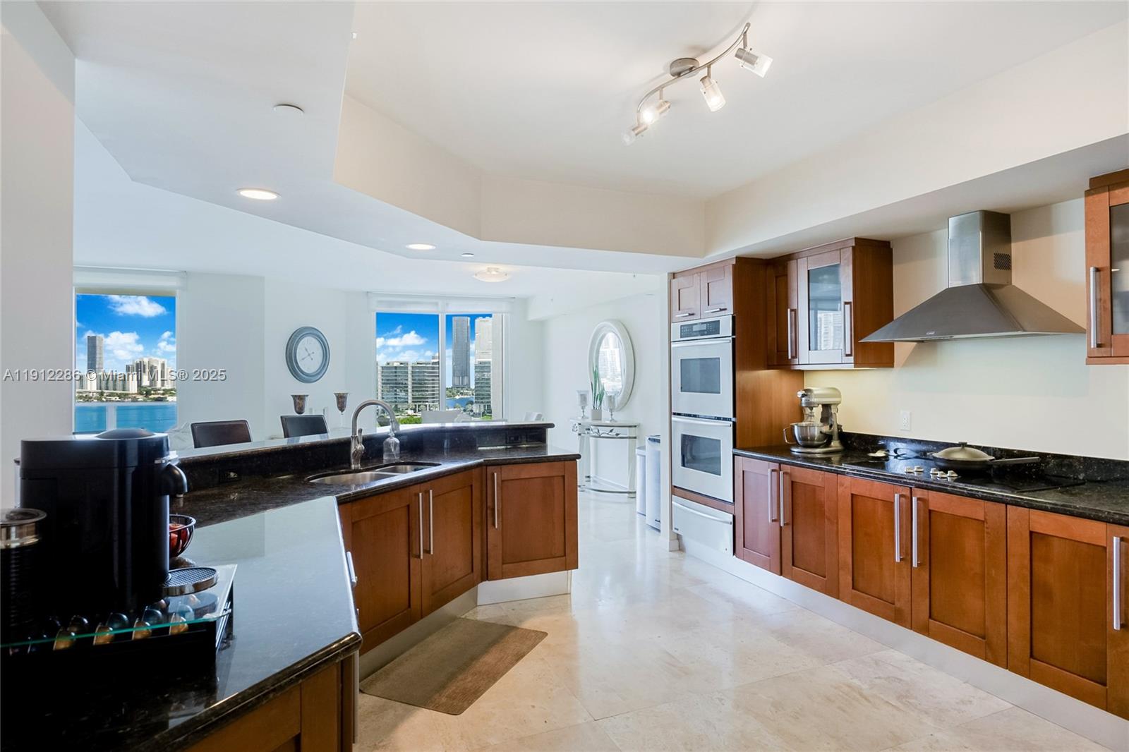 3301 NE 183rd St #1607 Aventura, FL 33160