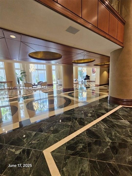 21050 Point Pl #501 Aventura, FL 33180