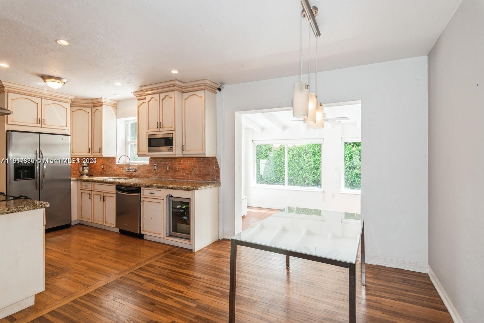 1225 Tangier St Coral Gables, FL 33134