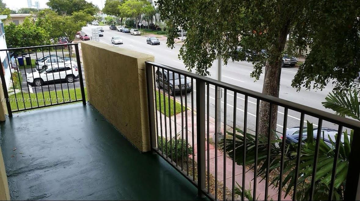 1975 Normandy Dr #206 Miami Beach, FL 33141