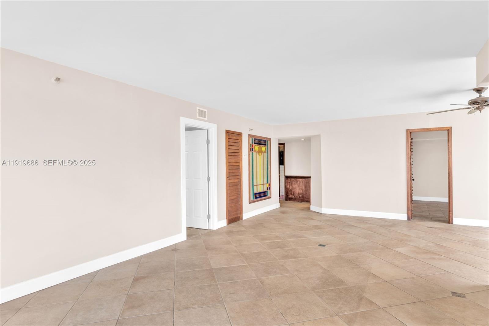 801 N Venetian Dr #208 Miami Beach, FL 33139