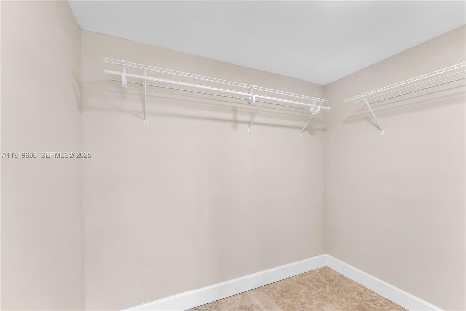 801 N Venetian Dr #208 Miami Beach, FL 33139