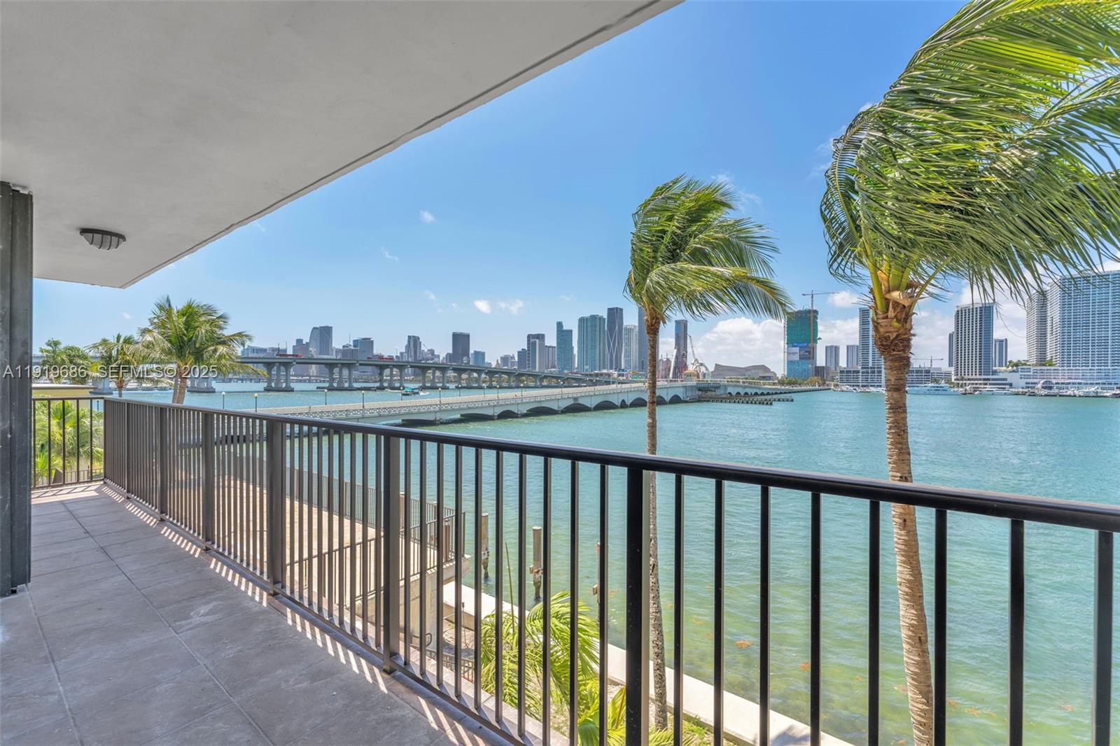 801 N Venetian Dr #208 Miami Beach, FL 33139